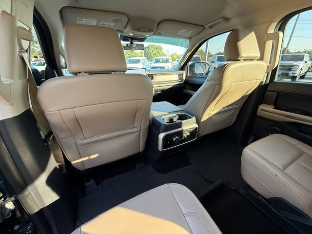 Certified 2022 Ford Expedition XLT RWD image 9
