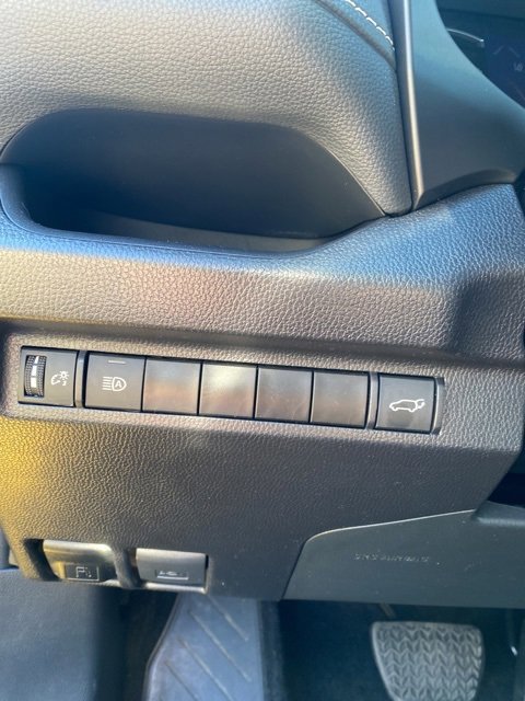 Used 2024 Toyota RAV4 XLE Premium image 41