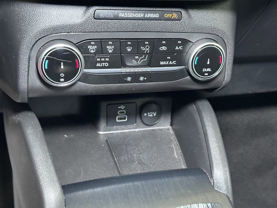 Certified 2025 Ford Escape ST-Line image 37