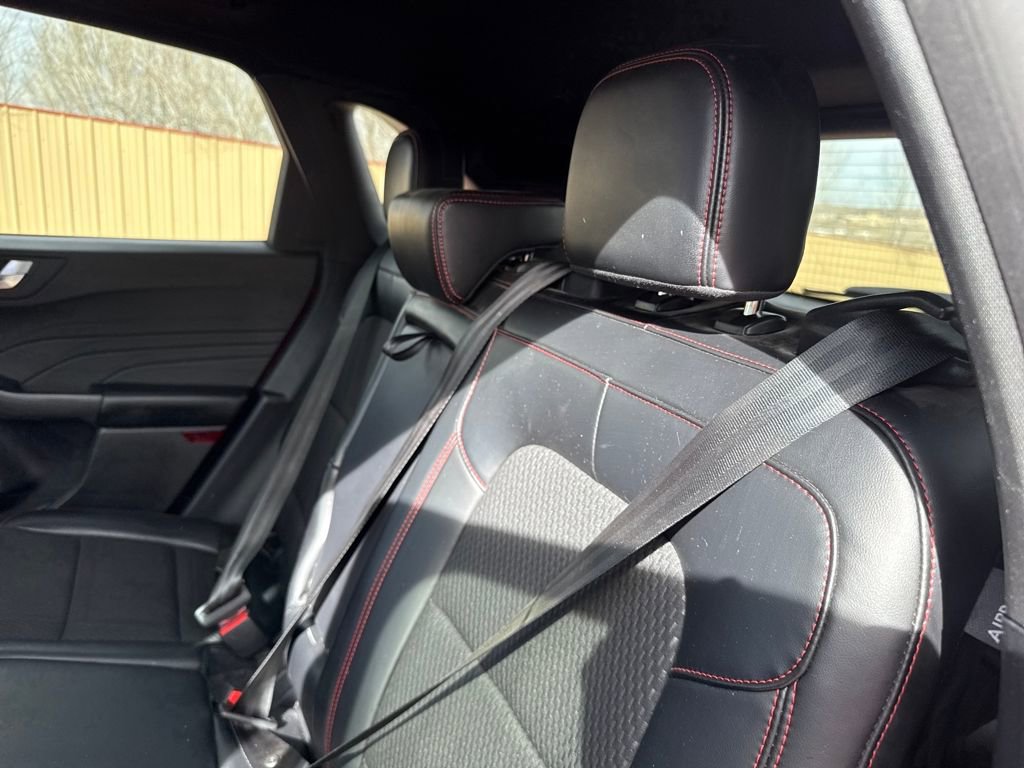 Certified 2024 Ford Escape ST-Line w/ Tech Pack #1 FWD image 19