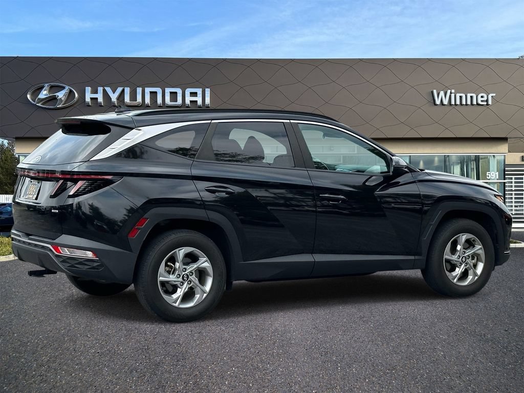 Used 2023 Hyundai Tucson SEL AWD/4WD image 3
