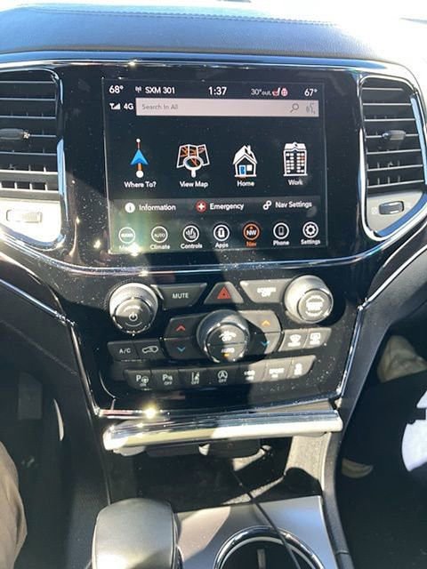 Used 2020 Jeep Grand Cherokee Overland image 6