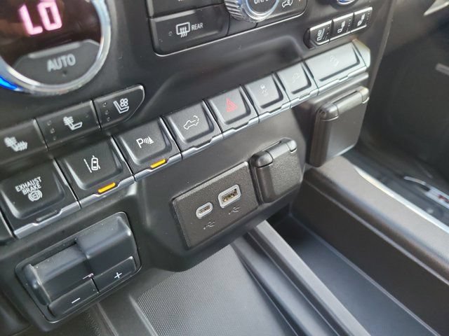 Used 2022 GMC Sierra 2500 AT4 w/ AT4 Premium Plus Package AWD/4WD image 25