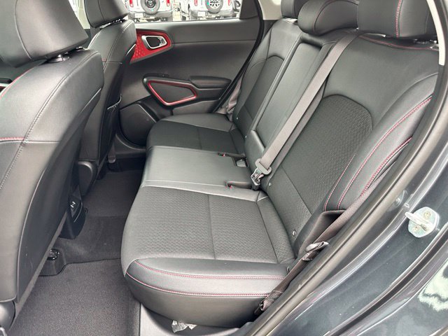 Used 2023 Kia Soul GT-Line FWD image 39
