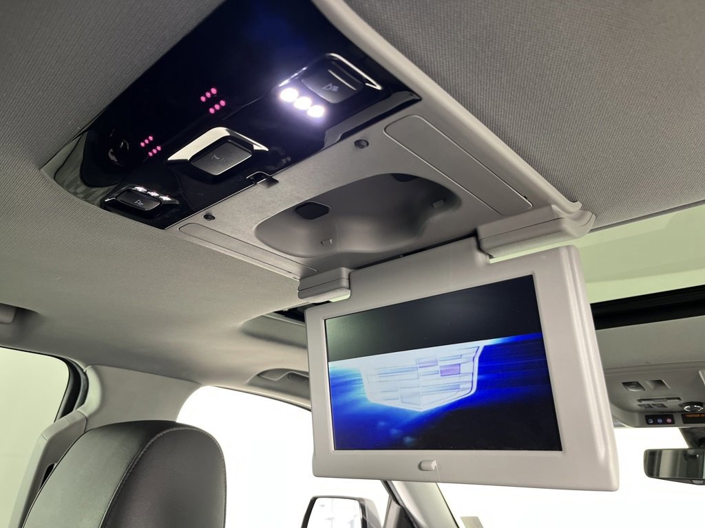 Used 2020 Cadillac Escalade Premium Luxury image 30