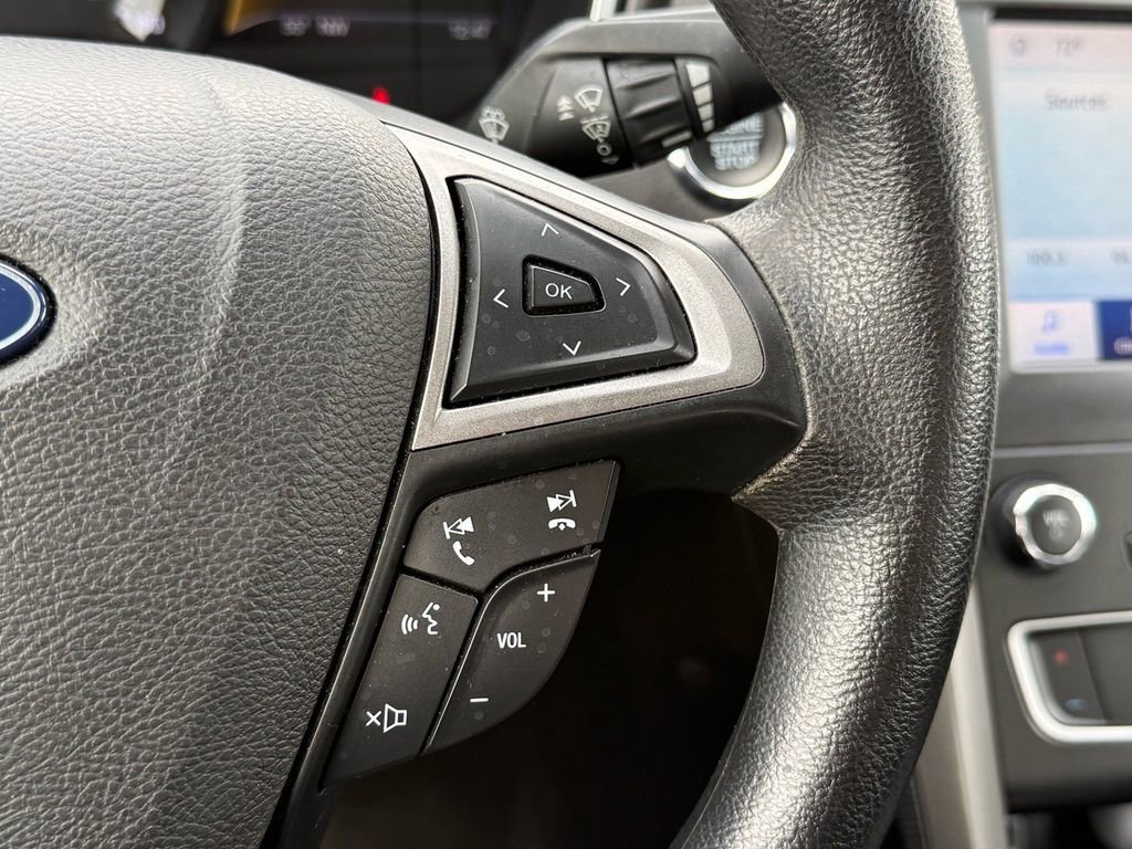 Certified 2020 Ford Fusion SE image 19