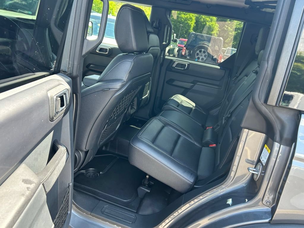 Certified 2025 Ford Bronco Badlands AWD/4WD image 17
