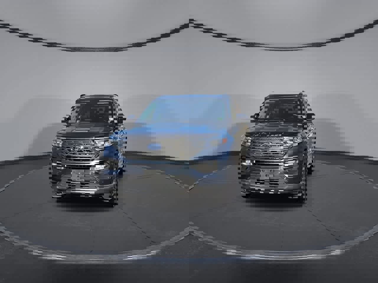 Certified 2022 Ford Explorer XLT w/ Equipment Group 202A image 3