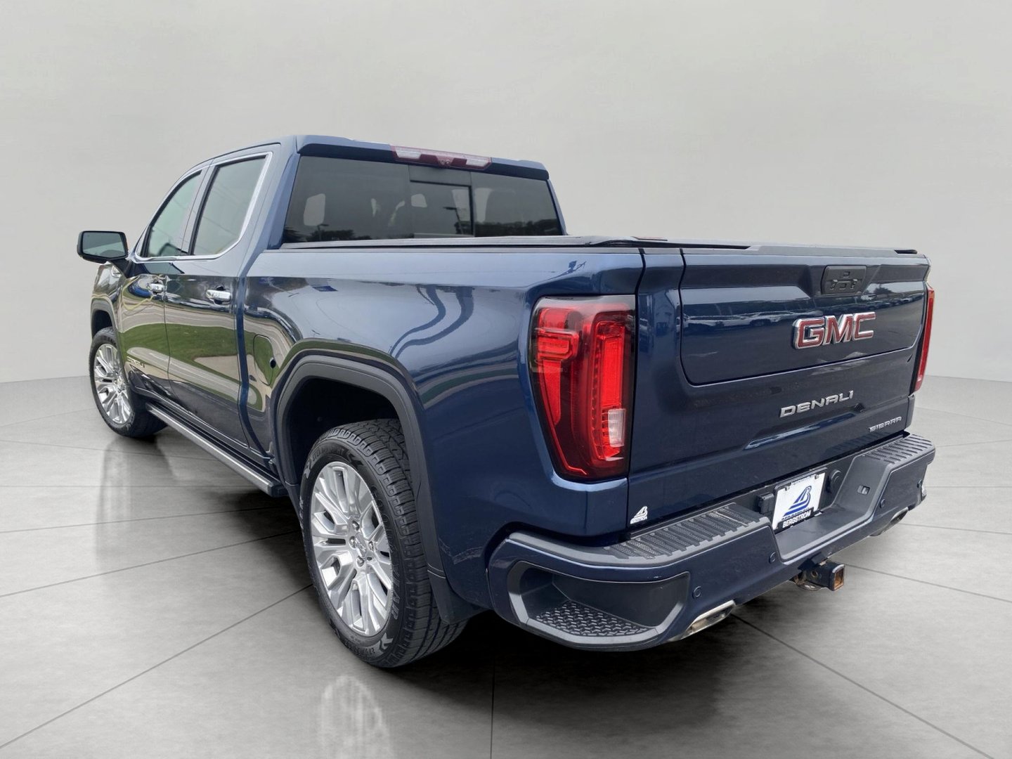 Used 2021 GMC Sierra 1500 Denali w/ Denali Ultimate Package AWD/4WD image 10