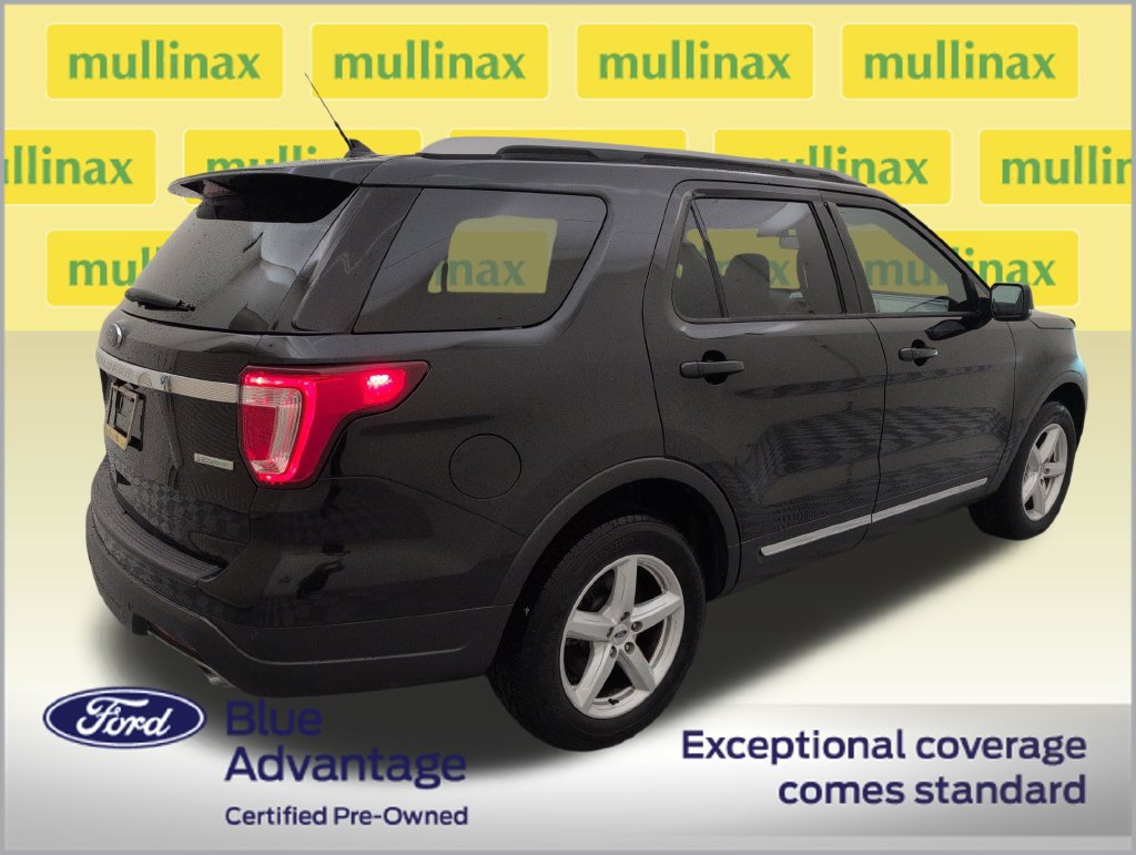 Certified 2019 Ford Explorer XLT w/ Equipment Group 202A FWD image 3