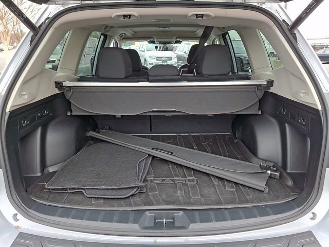 Used 2022 Subaru Forester Premium image 30