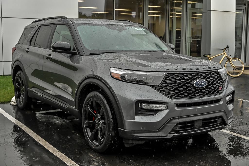 Certified 2023 Ford Explorer ST w/ Equipment Group 401A AWD/4WD image 12