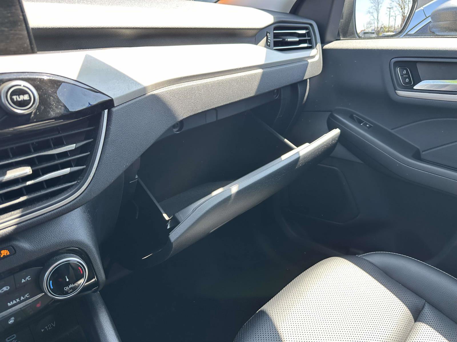 Certified 2022 Ford Escape SEL AWD/4WD image 19