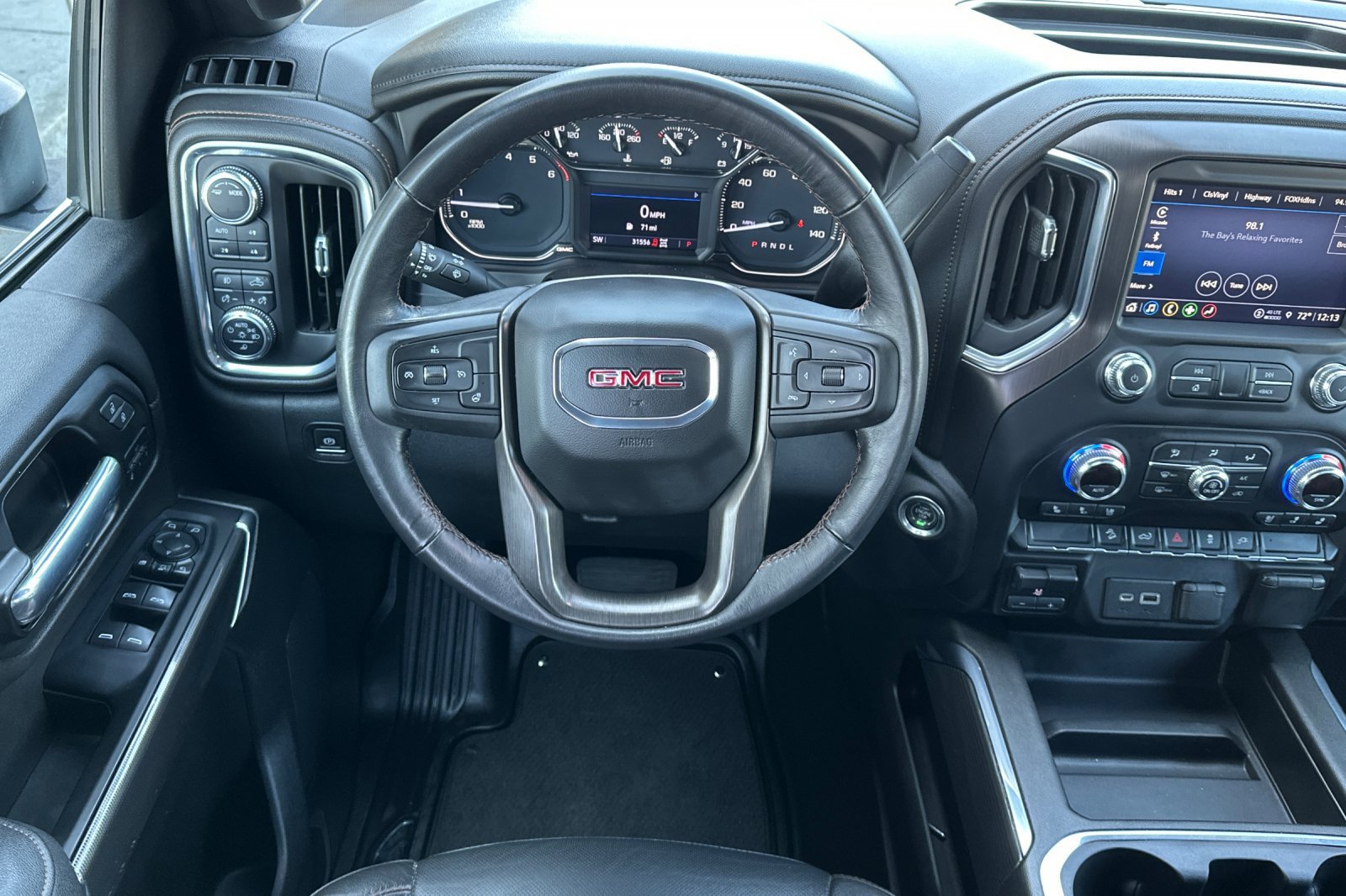 Used 2022 GMC Sierra 2500 AT4 AWD/4WD image 16