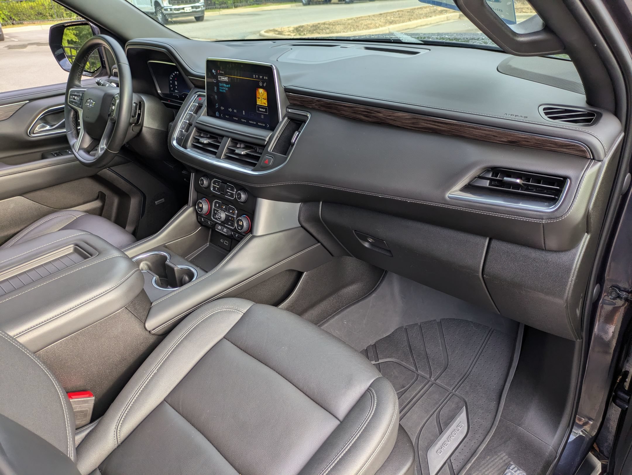 Used 2023 Chevrolet Tahoe Z71 AWD/4WD image 38