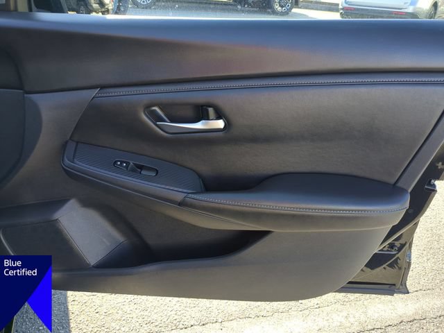 Used 2025 Nissan Sentra SV FWD image 32