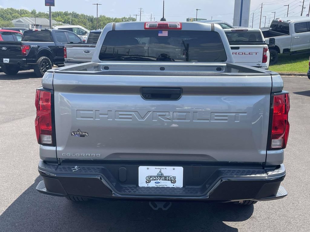 Used 2024 Chevrolet Colorado W/T RWD image 4
