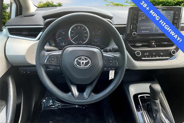 Used 2022 Toyota Corolla LE image 7