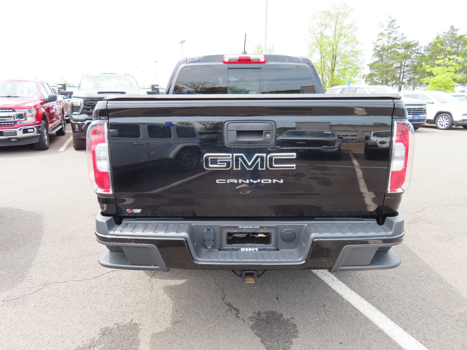 Used 2022 GMC Canyon Elevation w/ Elevation Premium Package AWD/4WD image 6