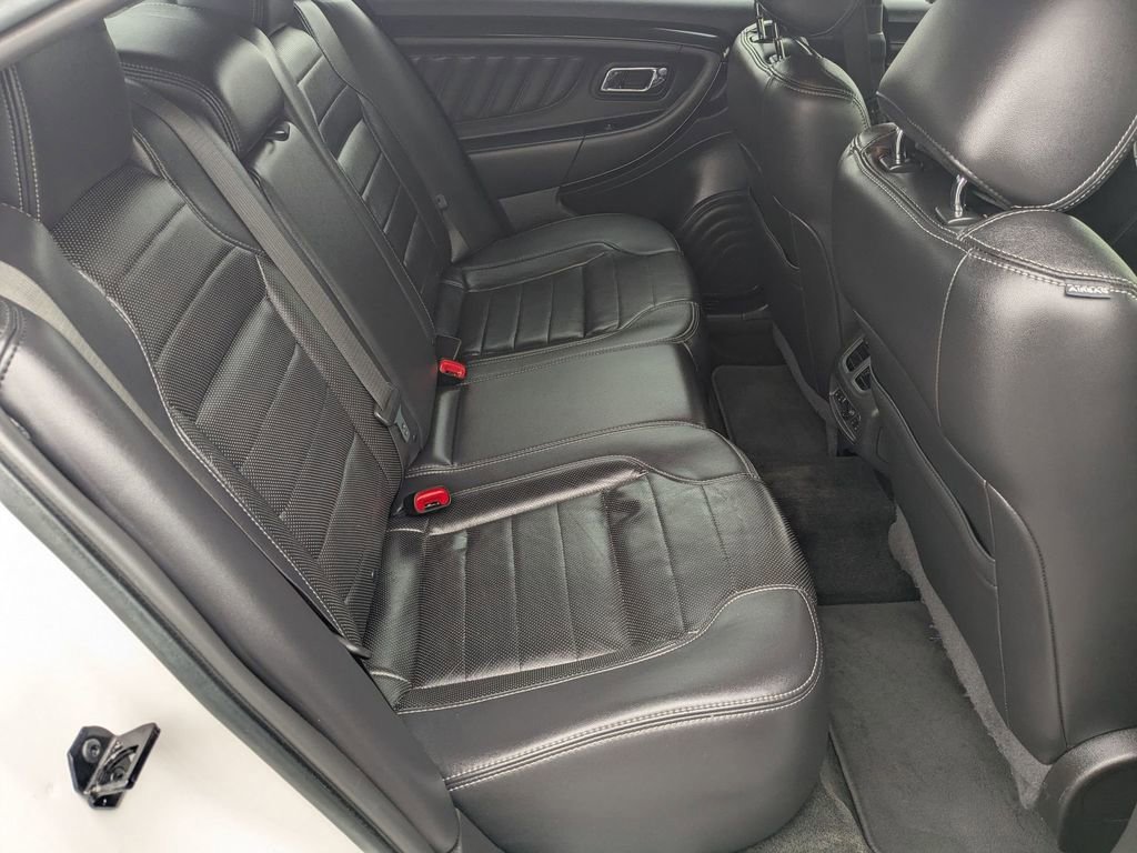 Certified 2018 Ford Taurus SHO image 20