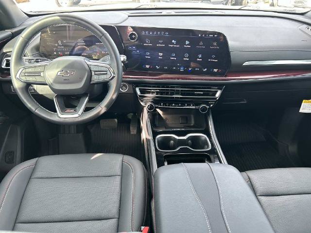Used 2025 Chevrolet Traverse Z71 w/ Driver Confidence Package AWD/4WD image 12