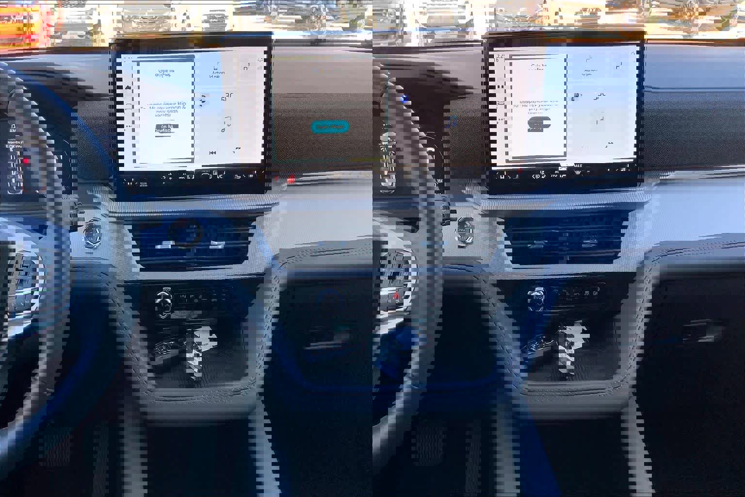 Certified 2025 Ford Explorer Active image 9