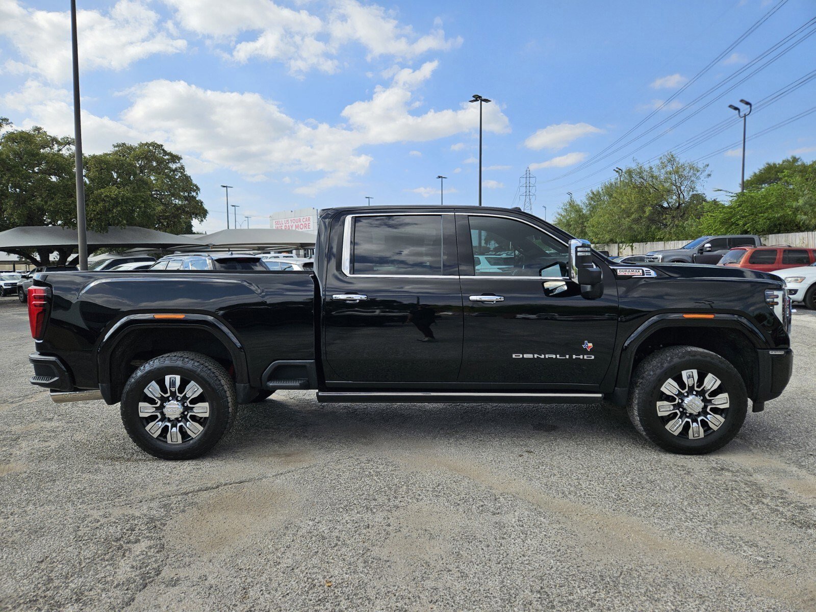 Used 2024 GMC Sierra 2500 Denali w/ Denali Reserve Package image 2