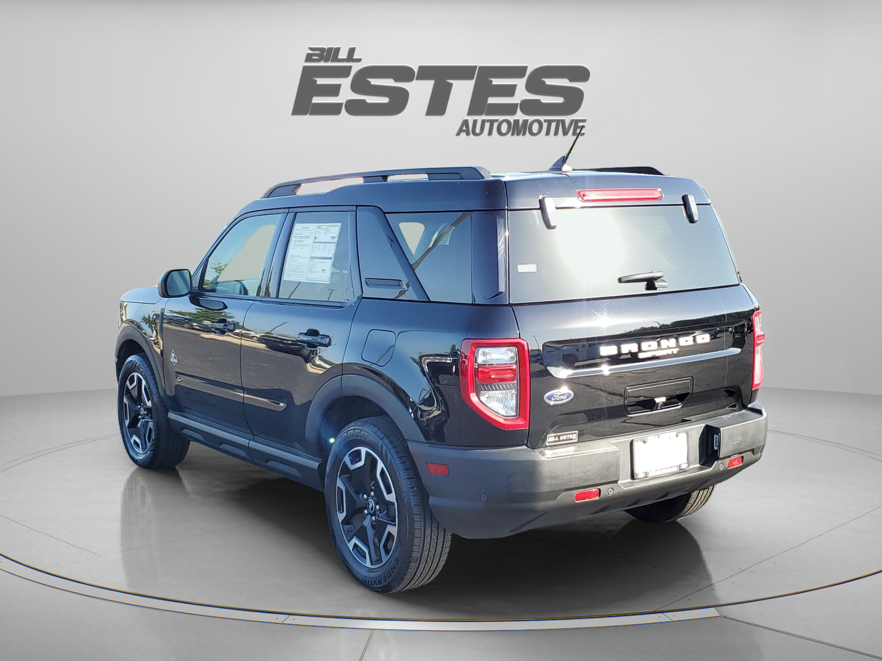 Certified 2021 Ford Bronco Sport Outer Banks w/ Outer Banks Package (96D) AWD/4WD image 2