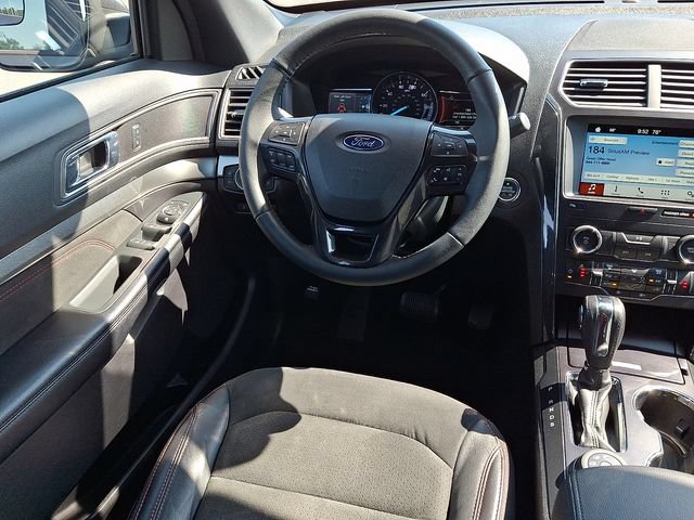 Certified 2018 Ford Explorer XLT w/ Equipment Group 202A AWD/4WD image 12