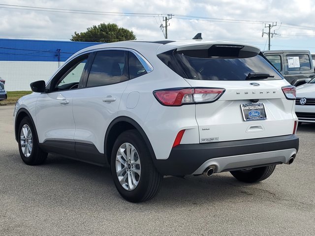 Certified 2022 Ford Escape SE image 2