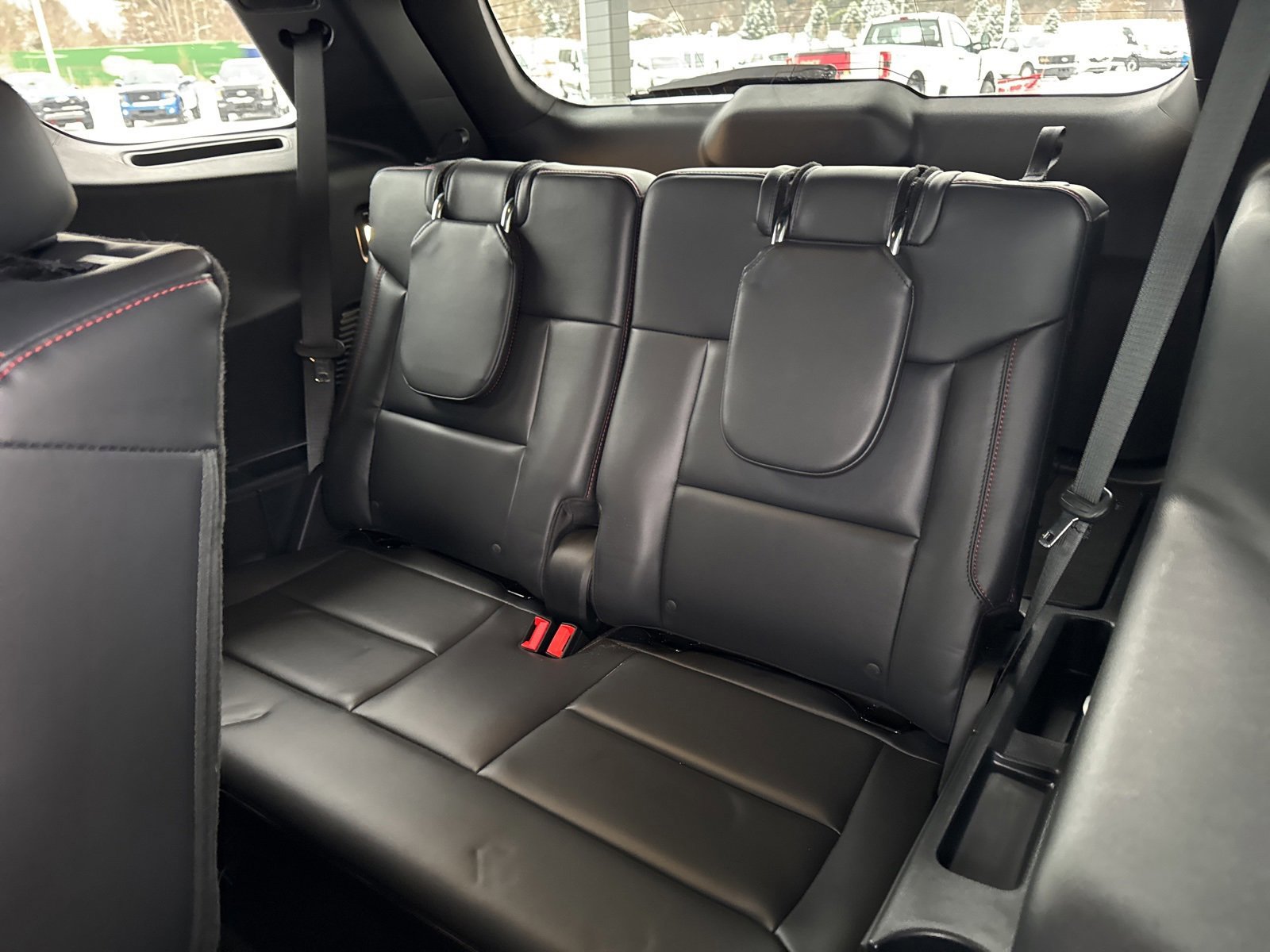 Certified 2025 Ford Explorer ST-Line w/ Premium Package image 40