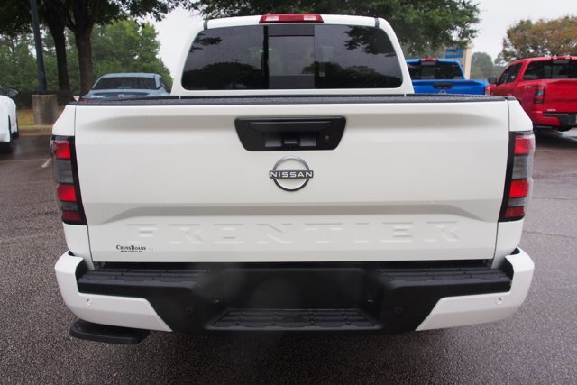 Used 2026 Nissan Frontier SV RWD image 6