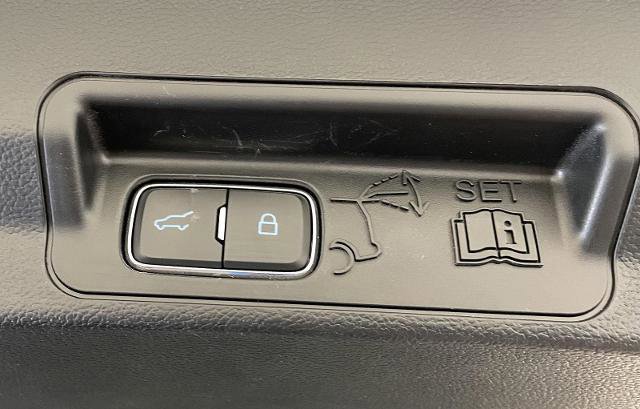 Certified 2024 Ford Explorer XLT w/ Equipment Group 202A image 30