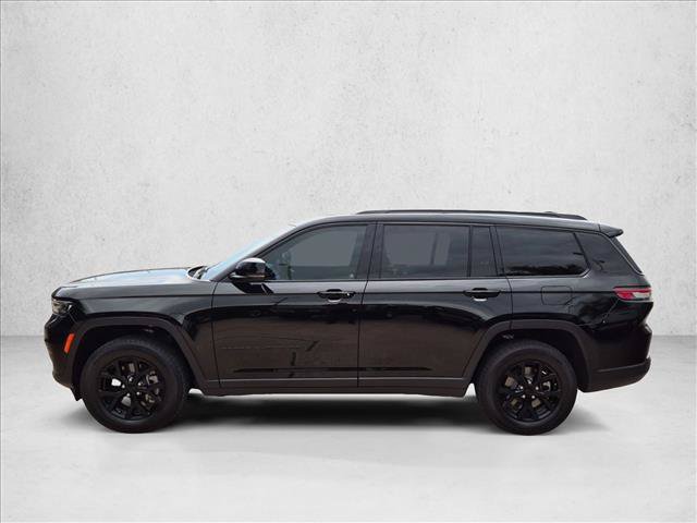 Used 2025 Jeep Grand Cherokee L Altitude AWD/4WD image 9