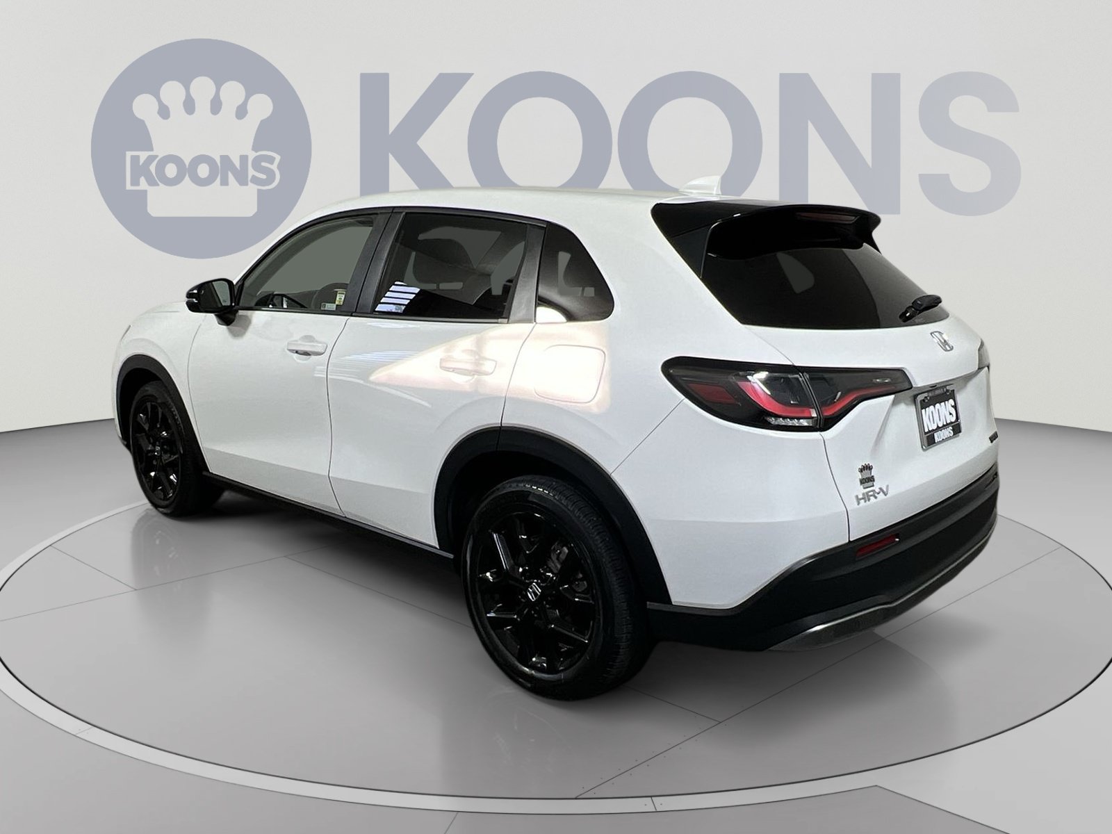 Used 2023 Honda HR-V Sport image 8