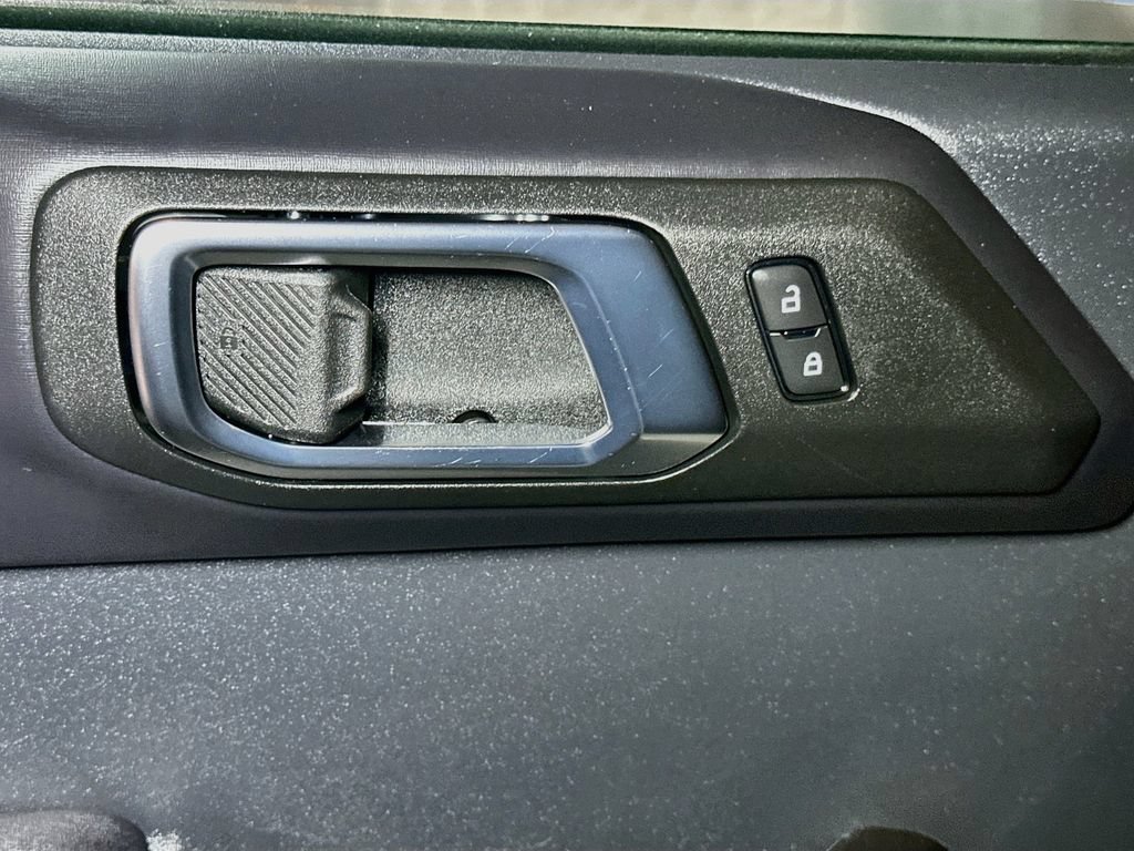 Certified 2025 Ford Bronco Outer Banks AWD/4WD image 15