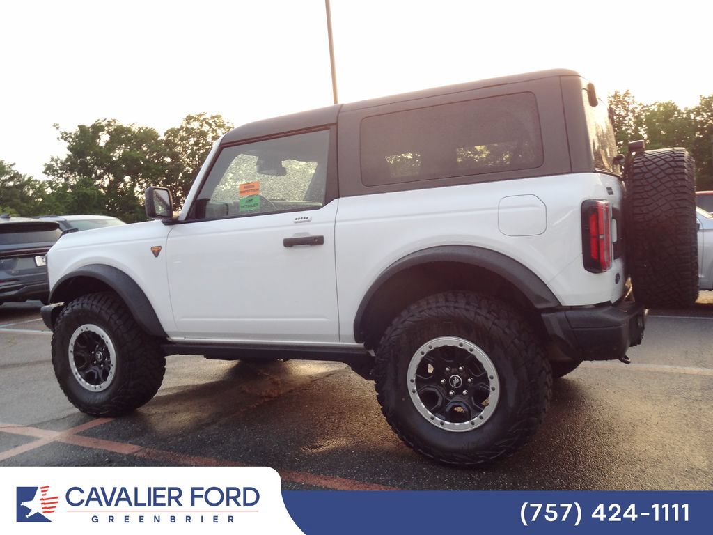 Certified 2023 Ford Bronco Badlands w/ Sasquatch Package AWD/4WD image 5