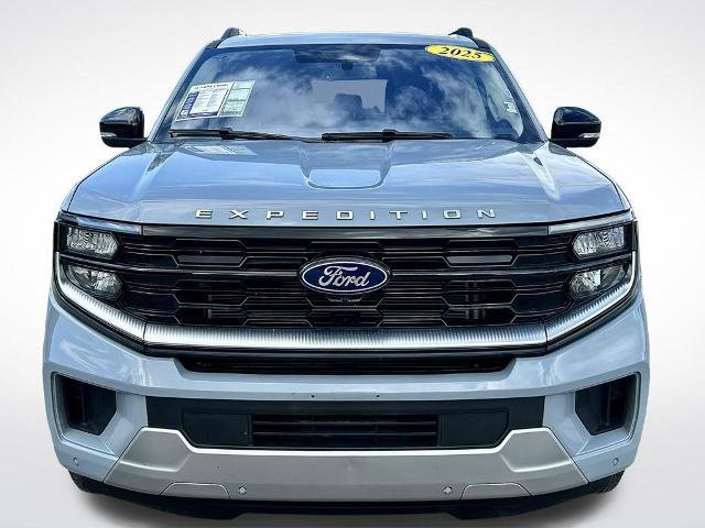 Certified 2025 Ford Expedition Platinum w/ Driver's Package image 8