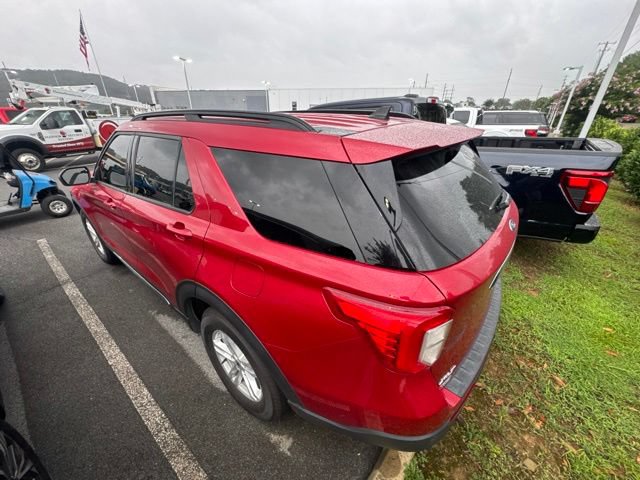 Certified 2022 Ford Explorer XLT w/ Equipment Group 202A AWD/4WD image 13