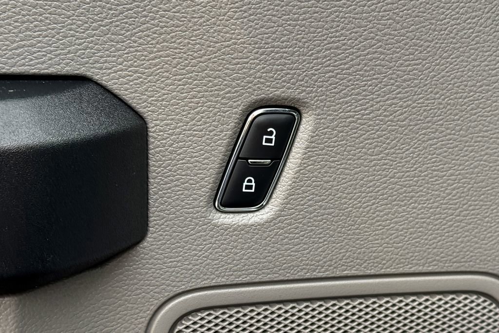 Certified 2020 Ford F250 XL w/ STX Appearance Package image 26