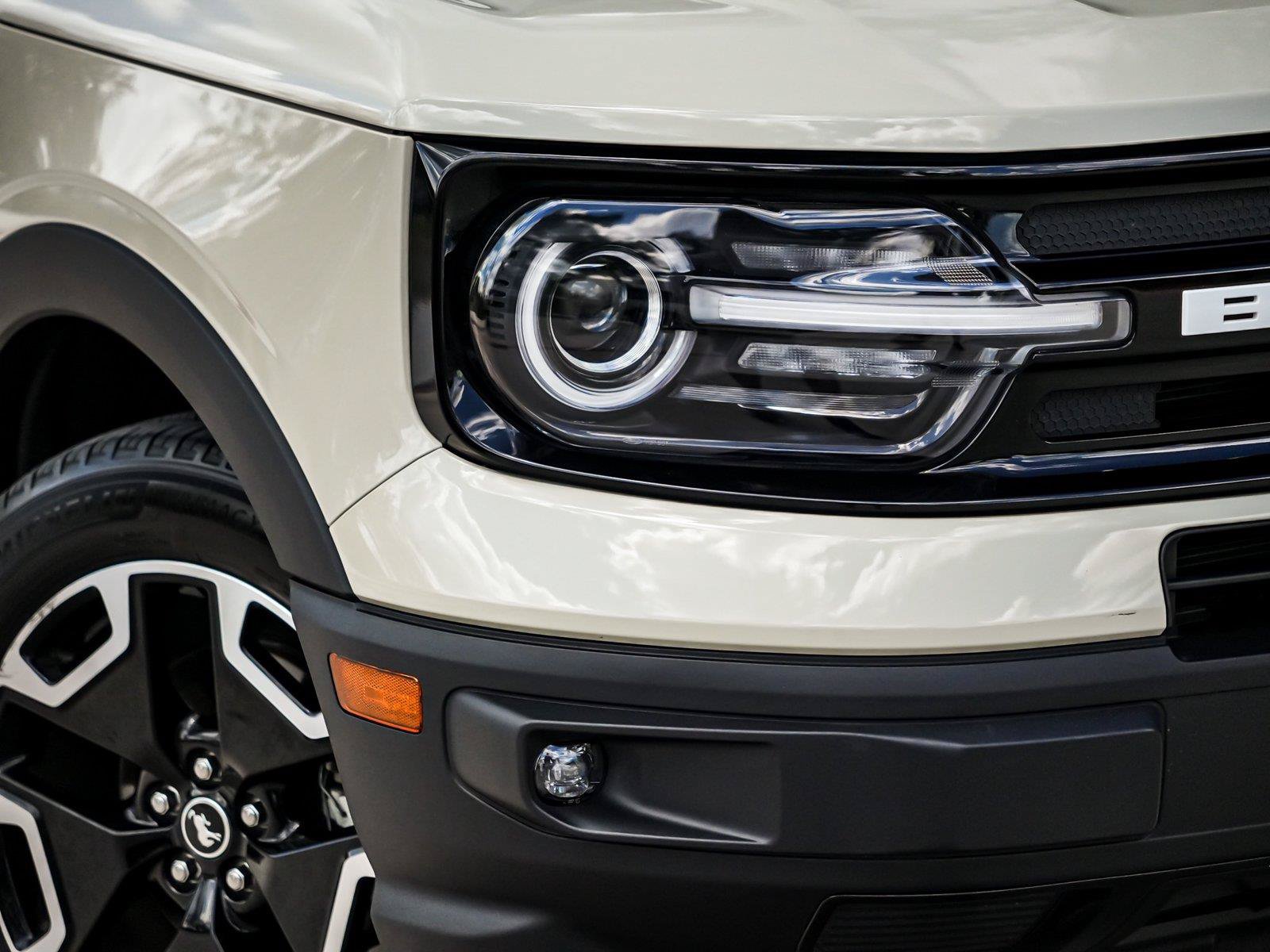 Certified 2024 Ford Bronco Sport Outer Banks w/ Tech Package AWD/4WD image 3