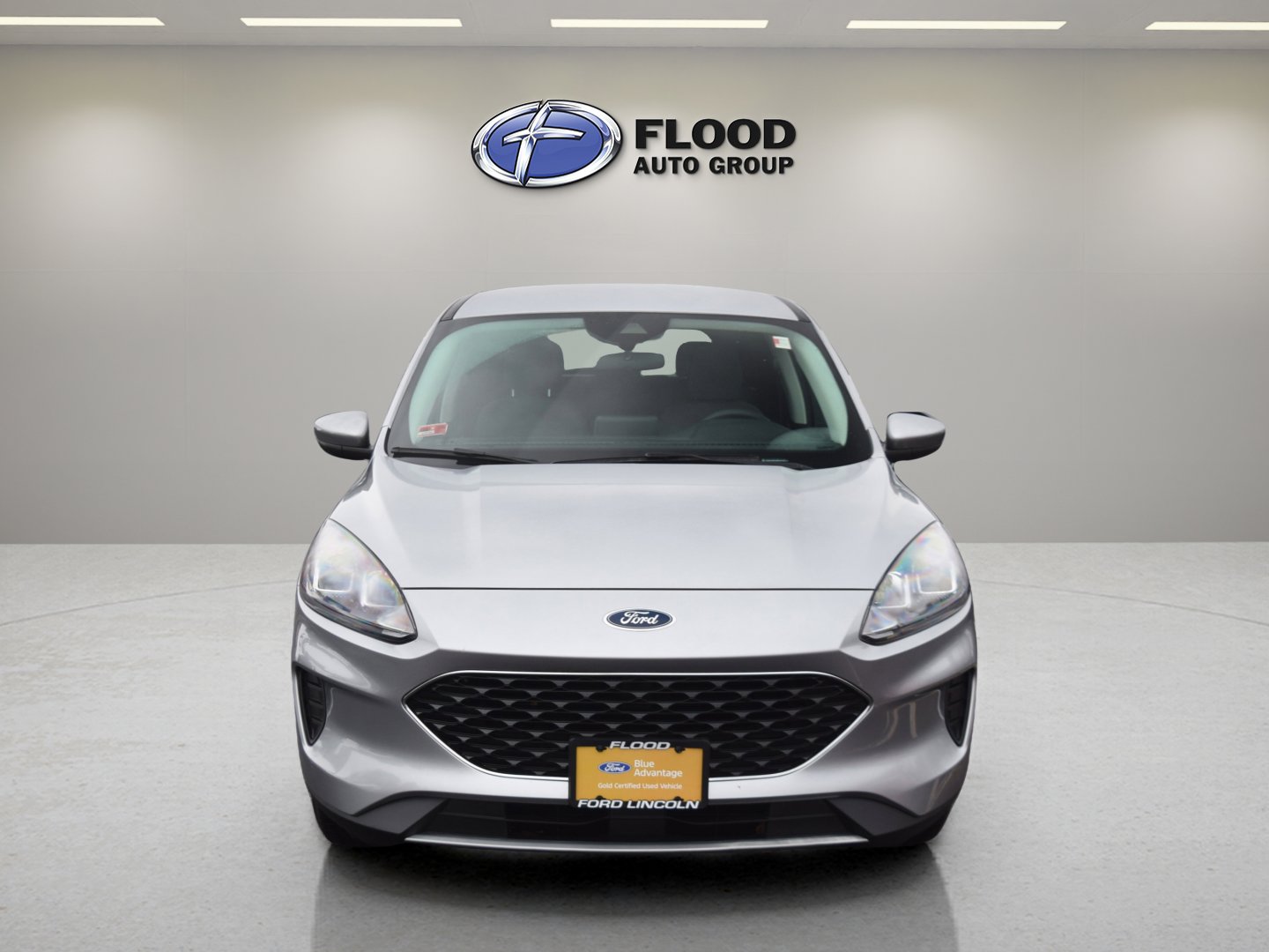 Certified 2021 Ford Escape SE image 2