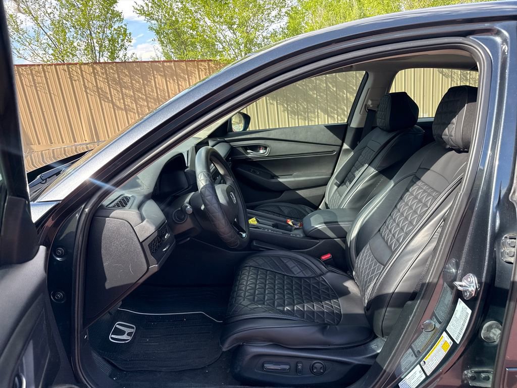Used 2023 Honda Accord EX image 11