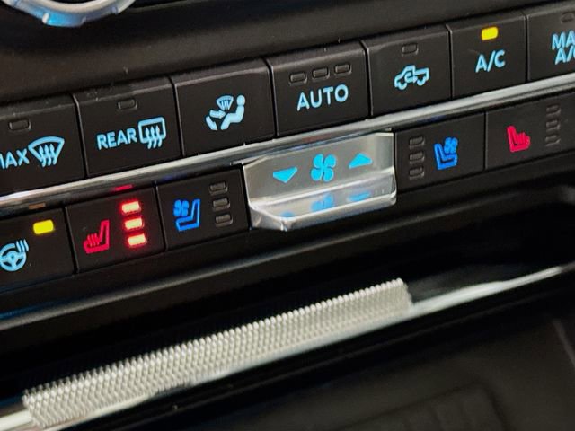 Certified 2021 Ford F150 Raptor w/ Equipment Group 801A High image 25