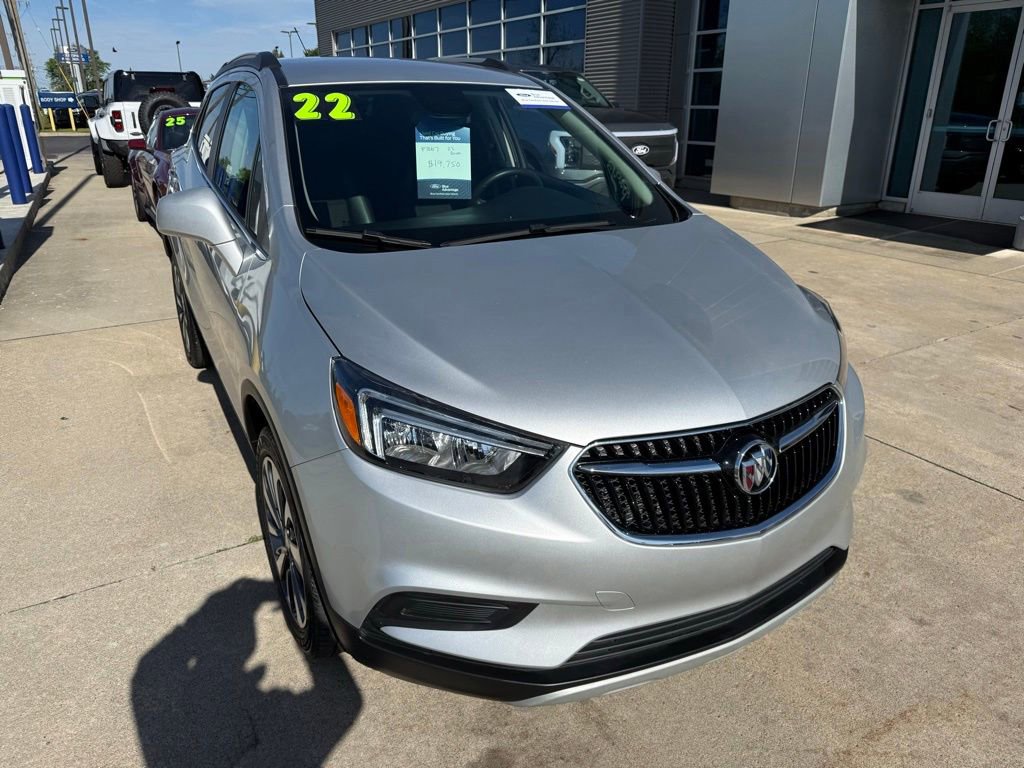 Used 2022 Buick Encore Preferred w/ Safety Package AWD/4WD image 3