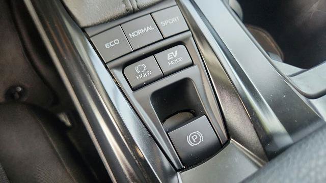 Used 2026 Toyota Camry LE FWD image 15
