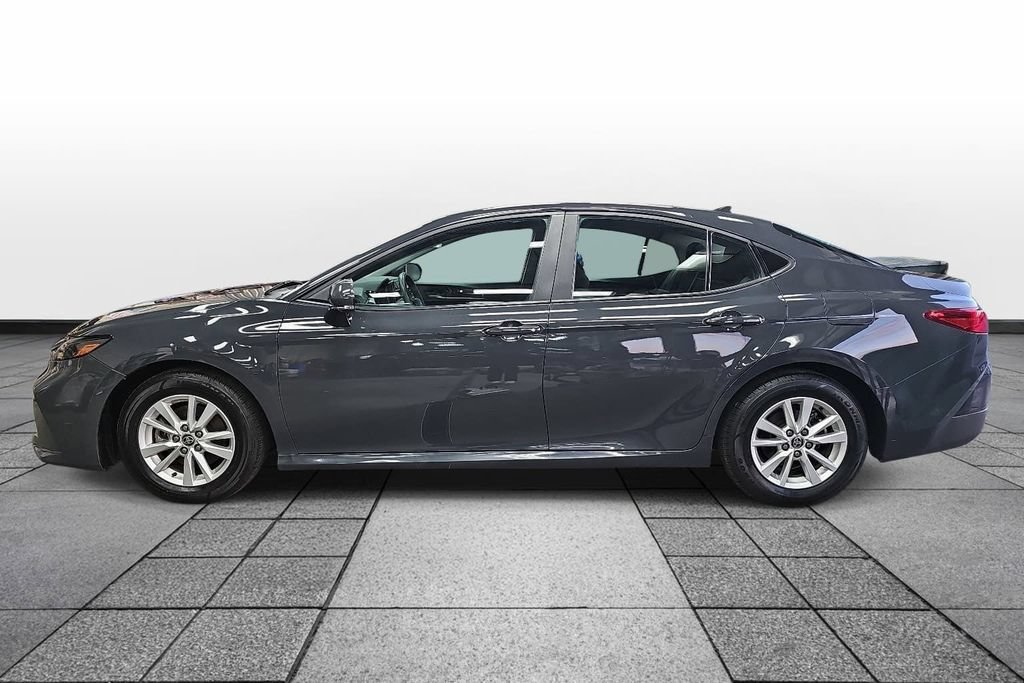 Used 2025 Toyota Camry LE FWD image 8