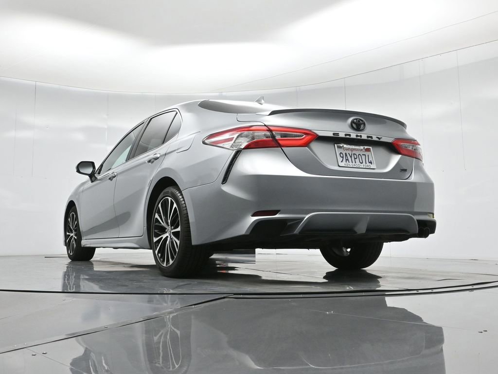 Used 2020 Toyota Camry SE image 21