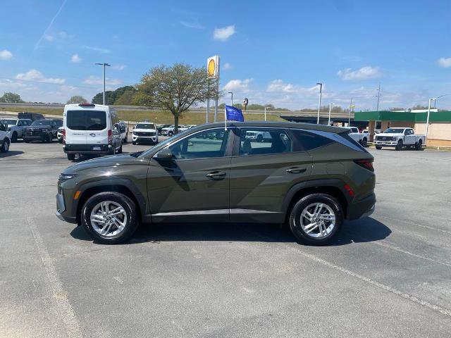 Used 2025 Hyundai Tucson SE video 2