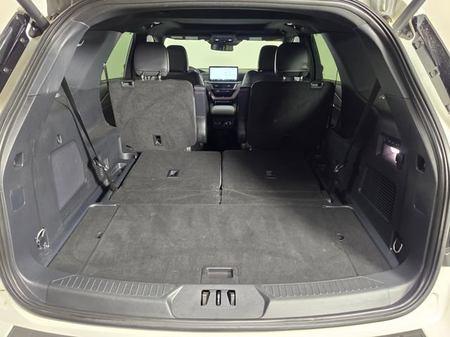 Certified 2025 Ford Explorer ST AWD/4WD image 14